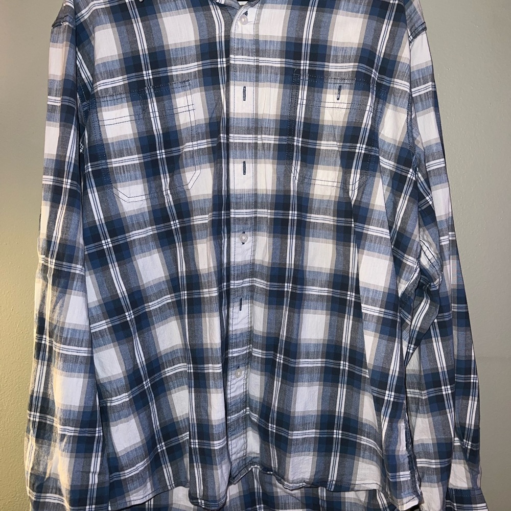 Wrangler Men's Navy and White Plaid Button Down Shirt